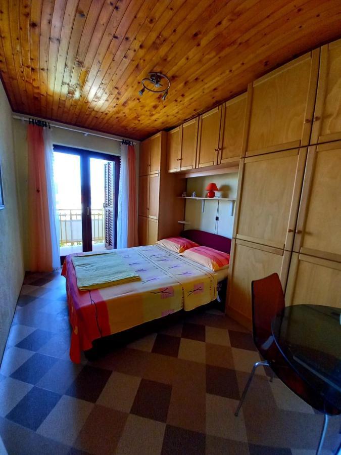 Apartman Toni Трогир Екстериор снимка